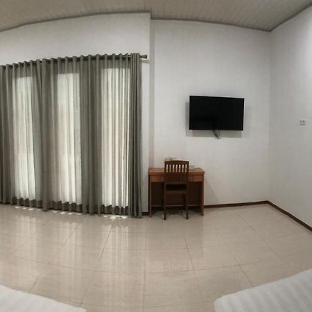 Aurora Hotel Siliwangi Cirebon Ngoại thất bức ảnh